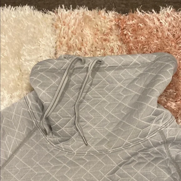 Gray Patterned Pullover - Picture 5 of 5